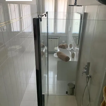 Casa Lavi Apartment *
